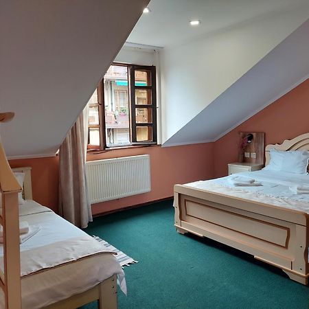 Madera Hotel Тбилиси Экстерьер фото