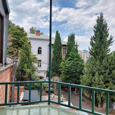 Madera Hotel Тбилиси Экстерьер фото