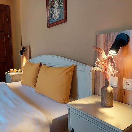 Madera Hotel Тбилиси Экстерьер фото