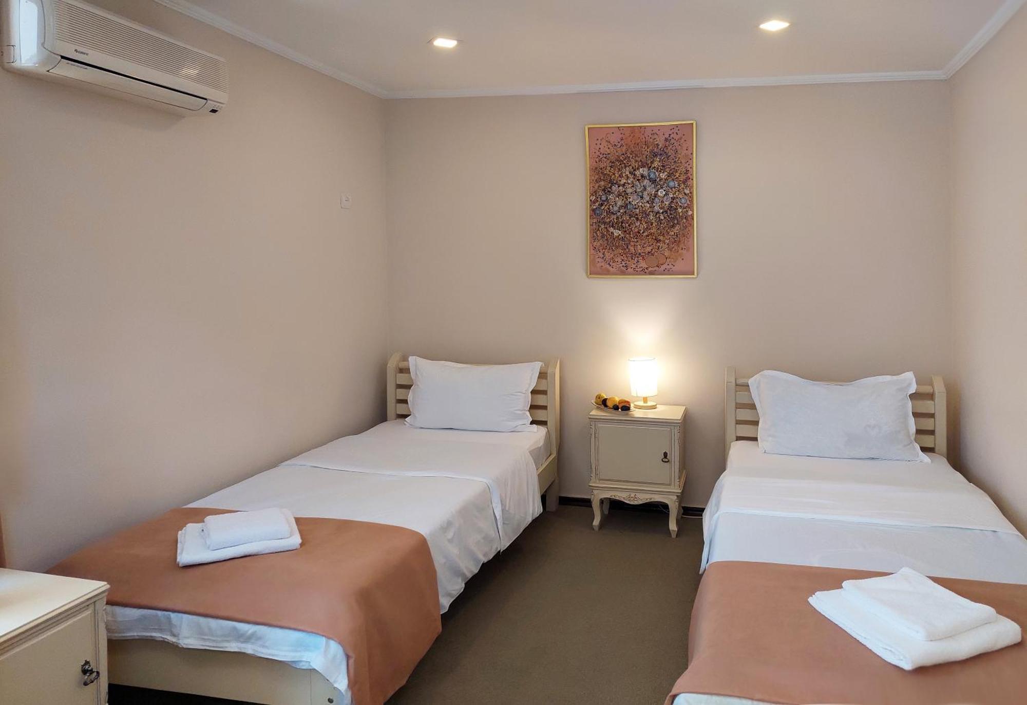 Madera Hotel Тбилиси Экстерьер фото