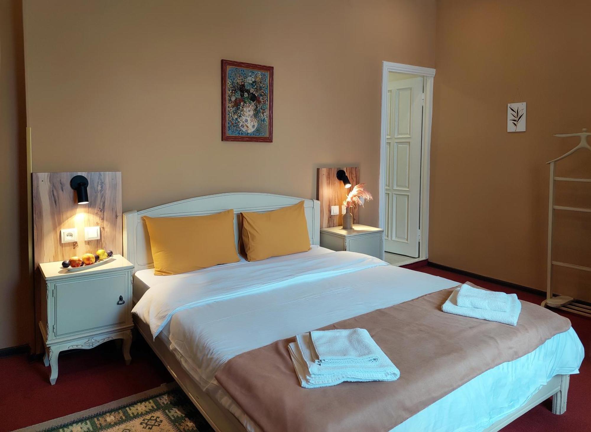Madera Hotel Тбилиси Экстерьер фото