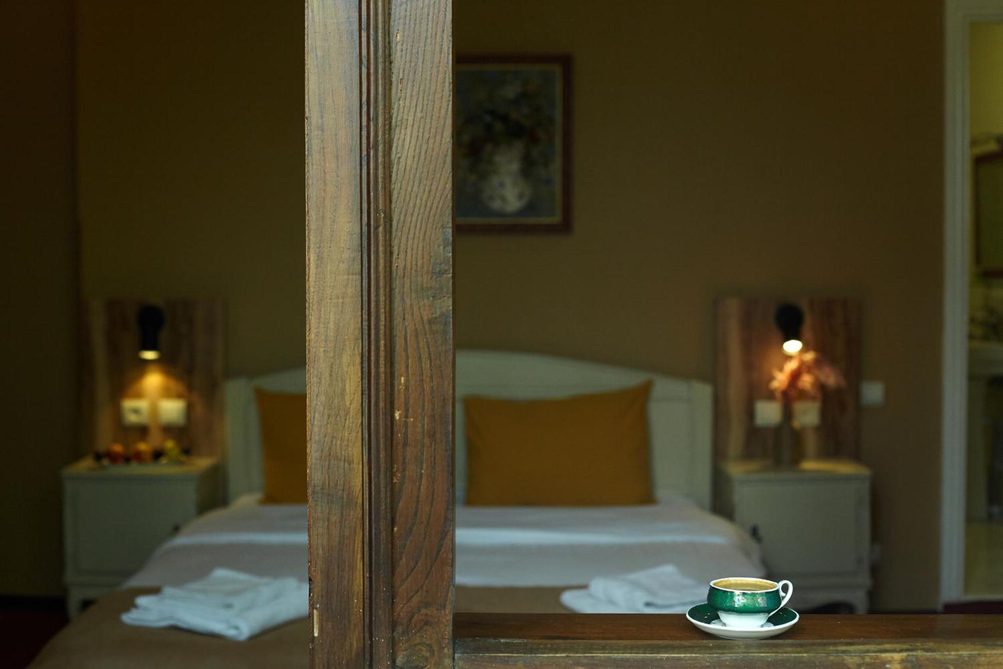 Madera Hotel Тбилиси Экстерьер фото