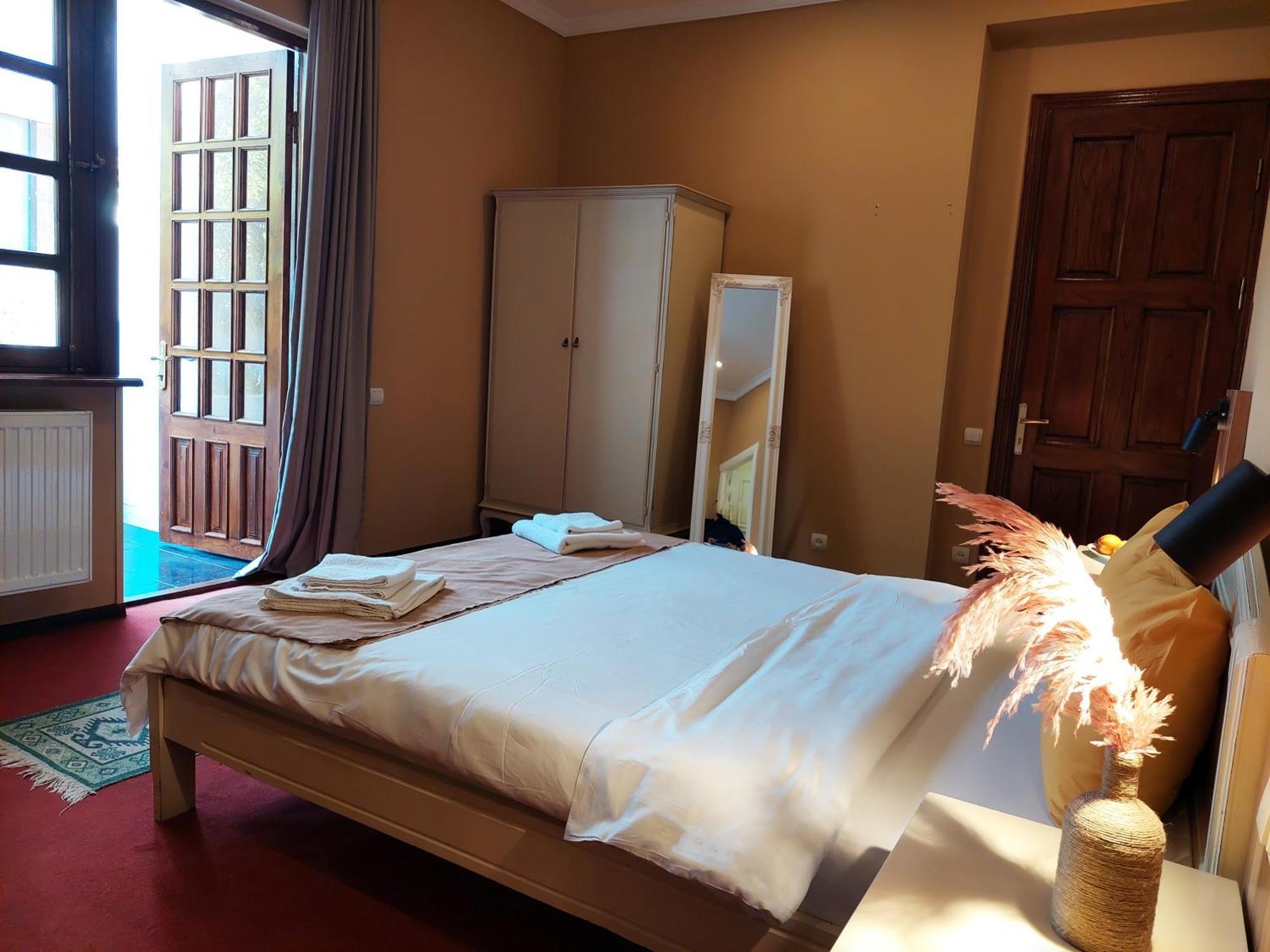 Madera Hotel Тбилиси Экстерьер фото